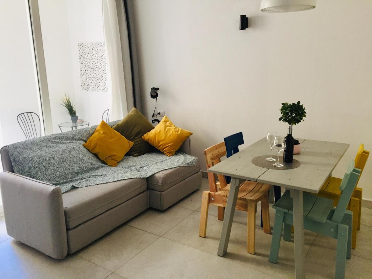 דירות אסראלה Casa Abbatuzzu מראה חיצוני תמונה