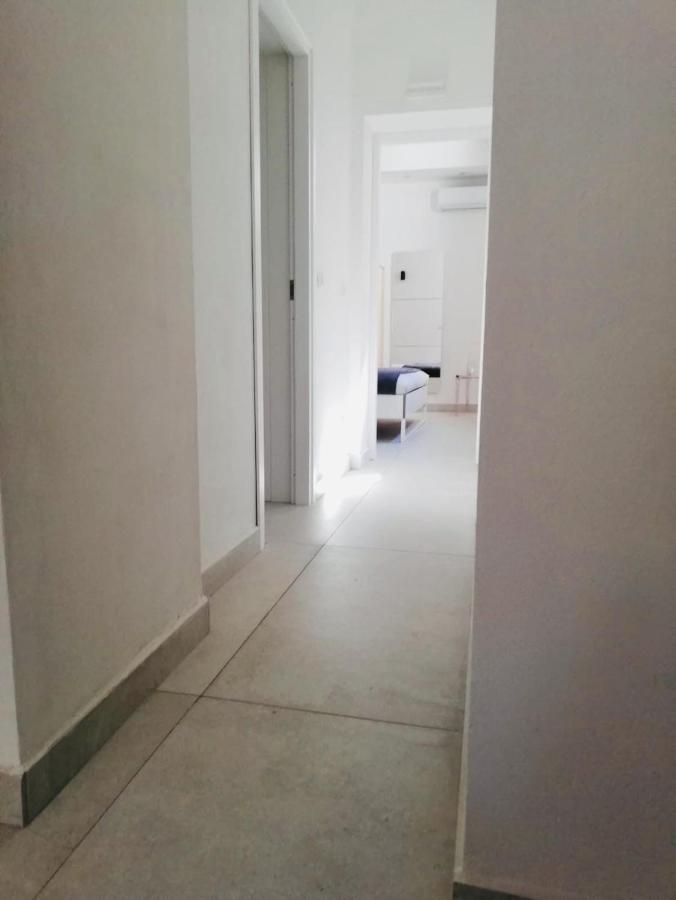 דירות אסראלה Casa Abbatuzzu מראה חיצוני תמונה