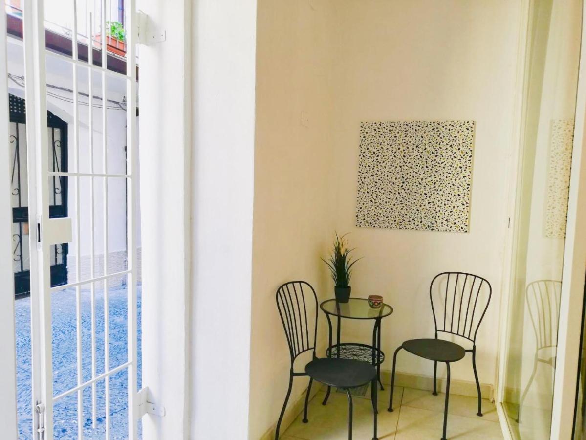 דירות אסראלה Casa Abbatuzzu מראה חיצוני תמונה