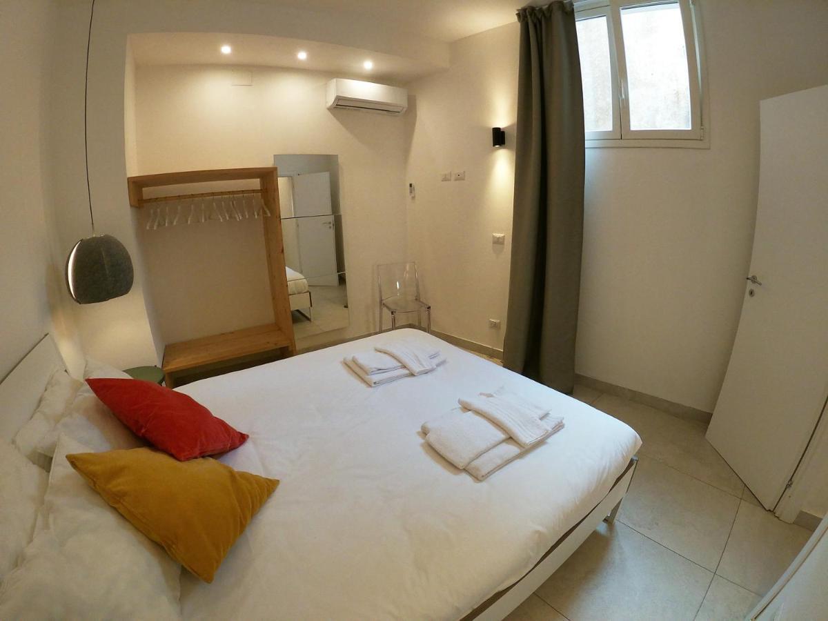 דירות אסראלה Casa Abbatuzzu מראה חיצוני תמונה